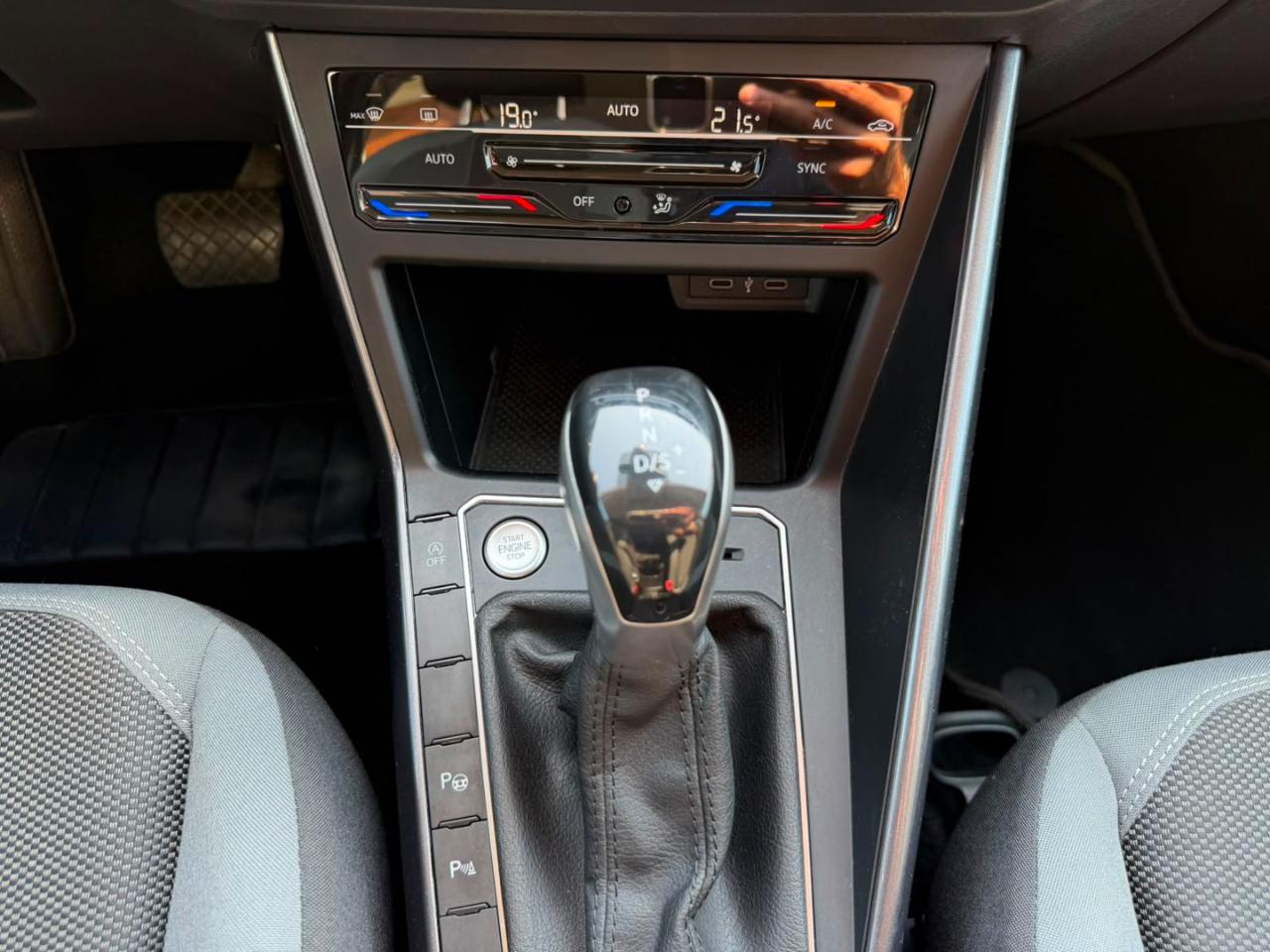 Volkswagen Polo  1.0 TSI DSG Style OK NEOPATENTATI