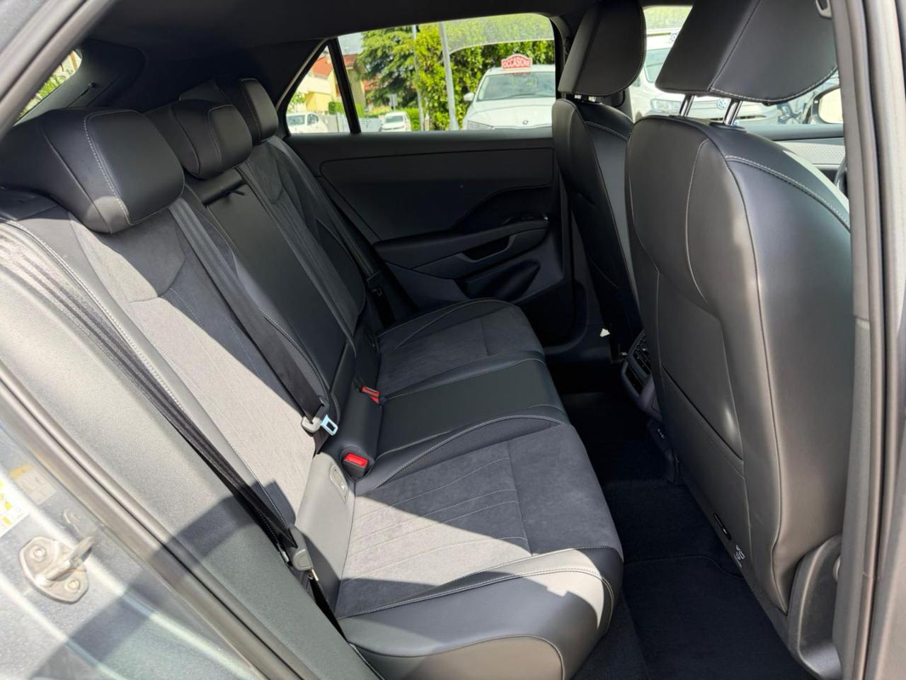 Volkswagen T-Roc  1.5 eTSI ACT DSG Style OK NEOPATENTATI