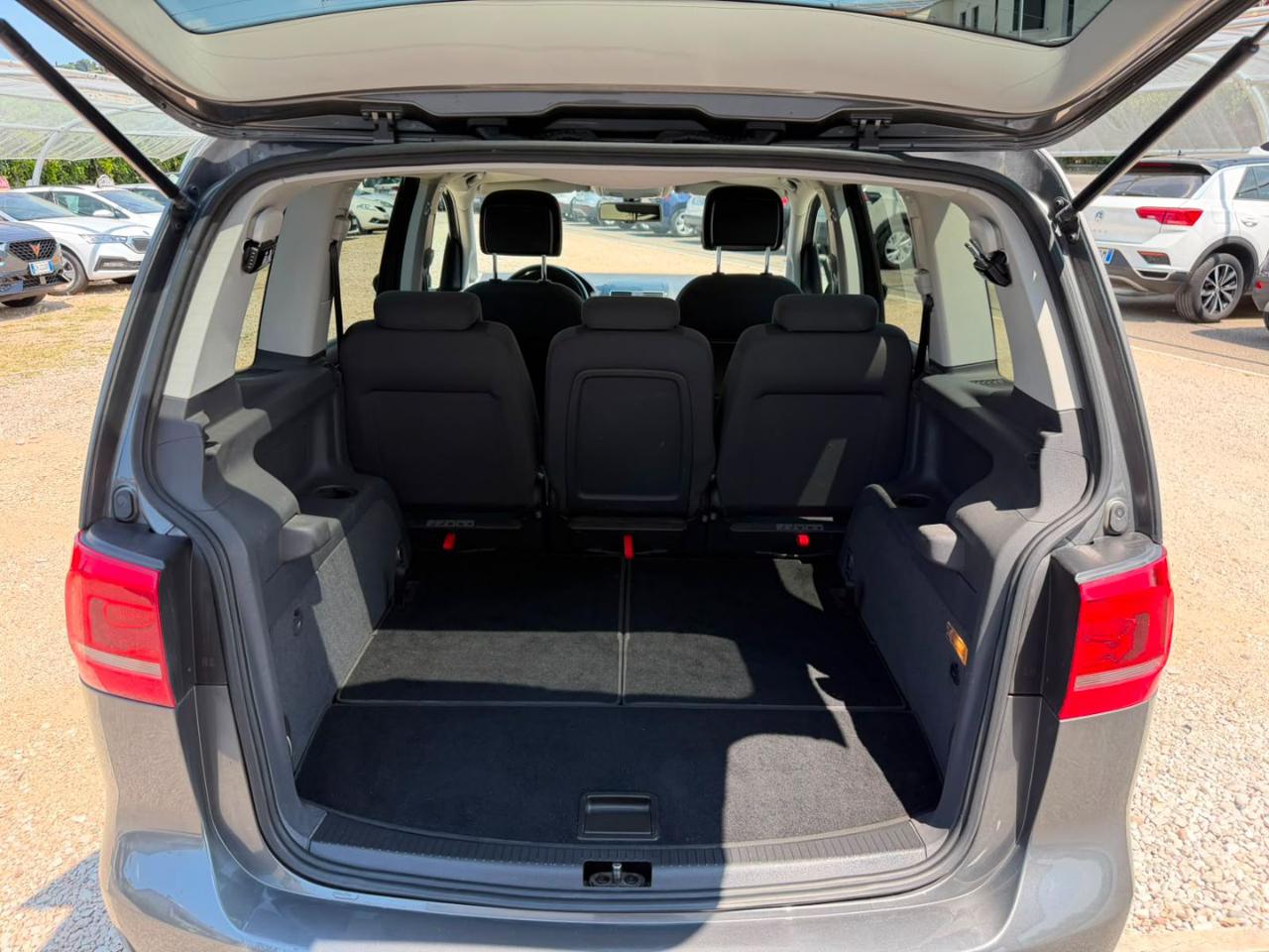 Volkswagen Touran  1.6 TDI Comfortline 7 posti OK NEOPATENTATI