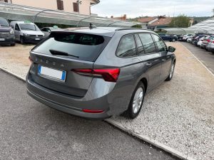 Skoda Octavia 2.0 TDI EVO SCR 150 CV DSG Wagon Executive