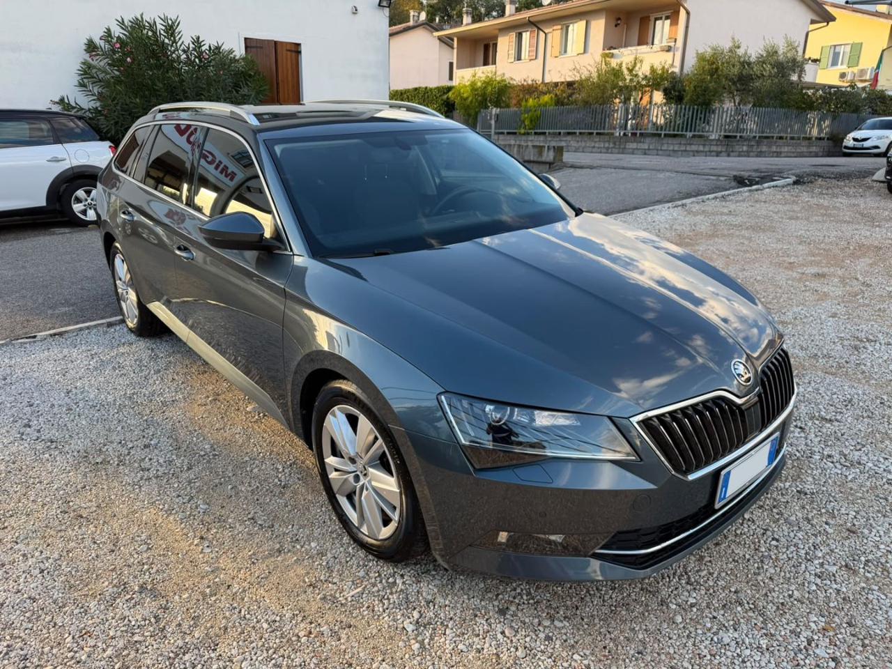 Skoda Superb  2.0 TDI 150 CV SCR DSG Wagon Executive
