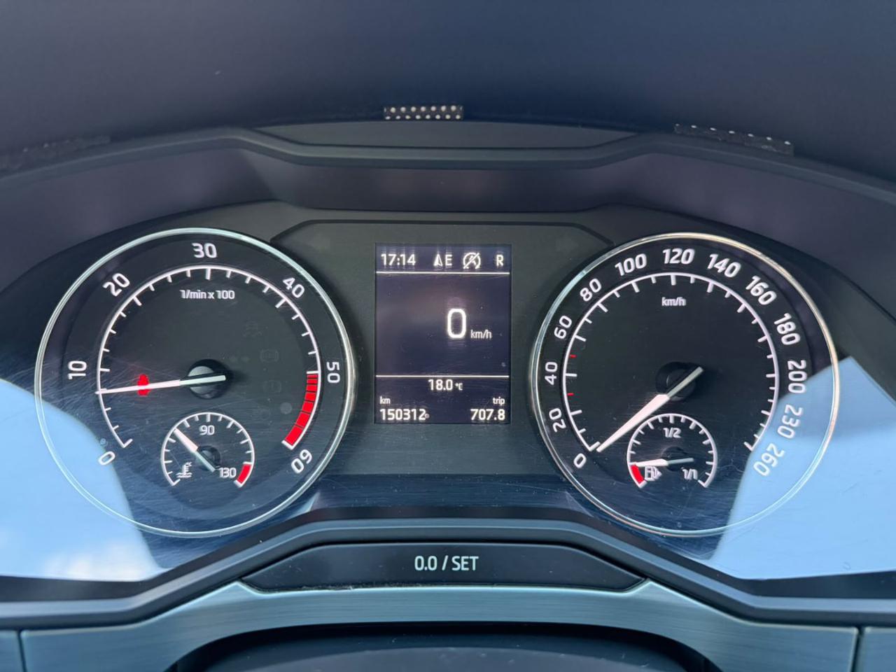 Skoda Superb  2.0 TDI 150 CV SCR DSG Wagon Executive